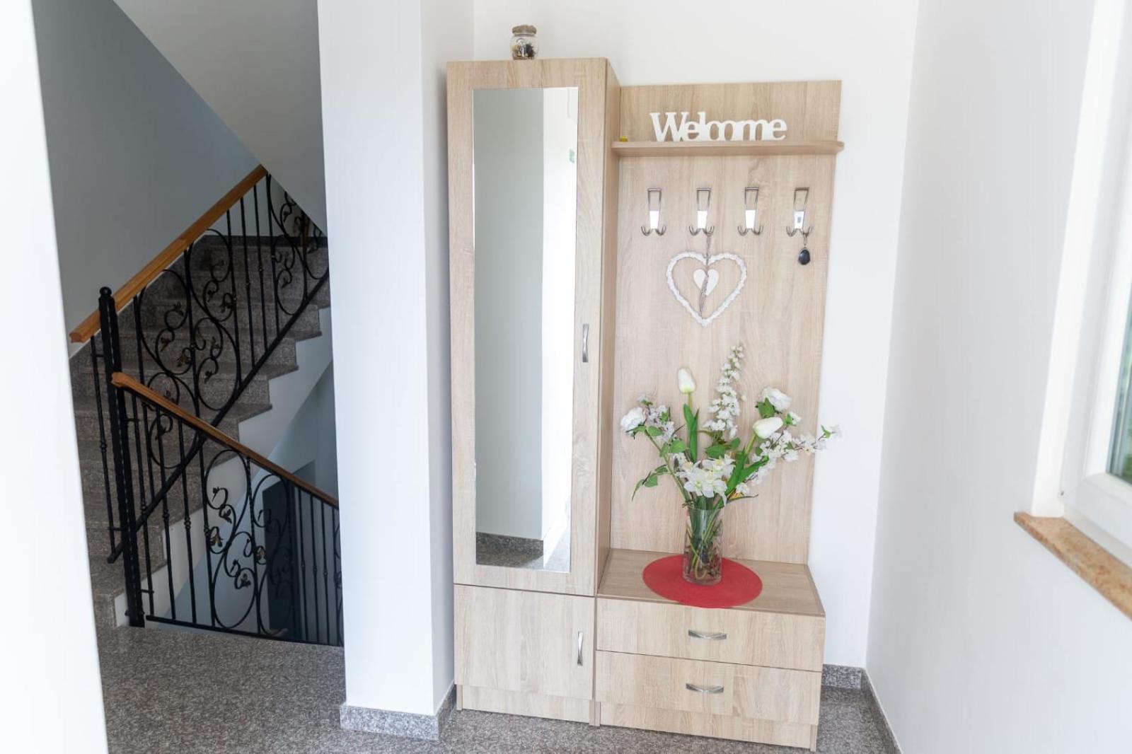 Apartman Milka Kastela Exterior photo